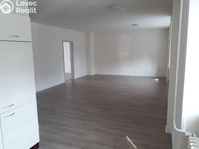 Продажа квартиры 3+KK Sezemice, Havlíčkova č. 1