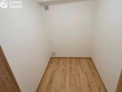 Rent apartment 2+1 Praha, Starostrašnická č. 5