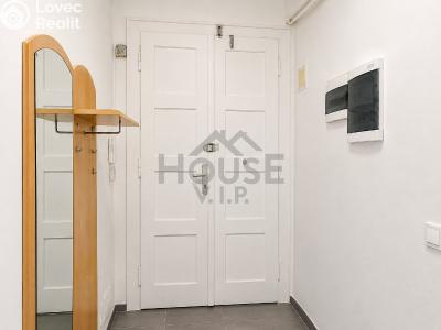 Sale apartment 3+KK Praha, Pod Labuťkou č. 5