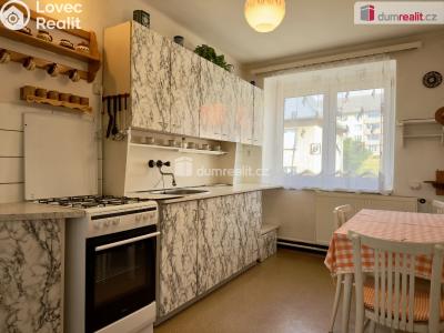 Продаж квартири 3+1 Teplá, Školní č. 1