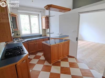 Аренда квартиры 3+1 Ostrava, Alšovo náměstí č. 3
