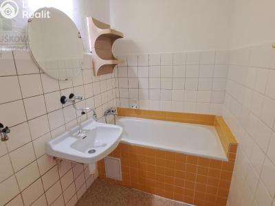 Аренда квартиры 3+1 Ostrava, Alšovo náměstí č. 14