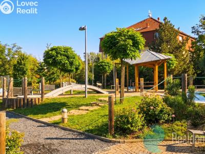 Продаж квартири 3+1 Praha, Dvouletky č. 16
