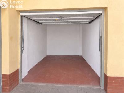 Sale garage Praha, Wenzigova č. 1