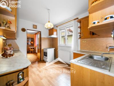 Продаж сімейного будинку Chlumčany, Komenského č. 14