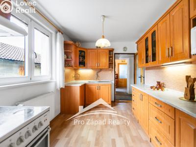Продаж сімейного будинку Chlumčany, Komenského č. 18