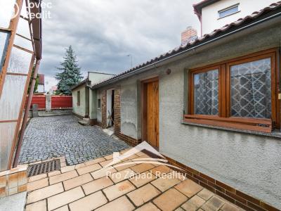 Продаж сімейного будинку Chlumčany, Komenského č. 25