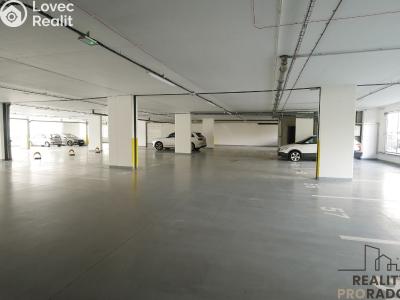 Sale garage Hradec Králové, Kubelíkova č. 5