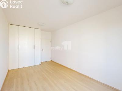 Продаж квартири 3+KK Praha 18, Kadečkové č. 14