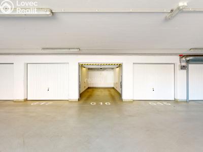 Продаж квартири 3+KK Praha 18, Kadečkové č. 23