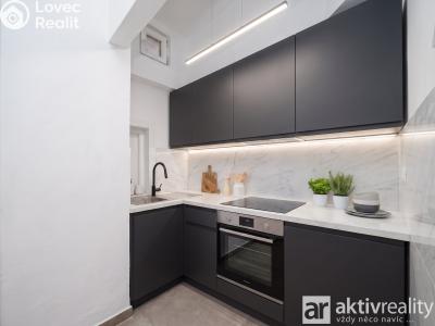 Продаж квартири 2+KK Praha, Vykáňská č. 5
