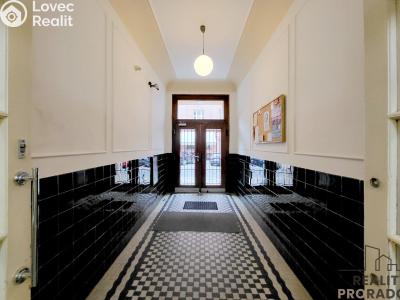 Sale apartment 3+KK Praha, Heřmanova č. 9
