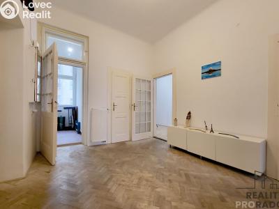 Sale apartment 3+KK Praha, Heřmanova č. 27