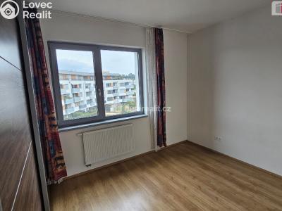 Аренда квартиры 3+KK Praha 14, Slévačská č. 4