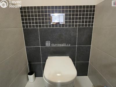 Аренда квартиры 3+KK Praha 14, Slévačská č. 11