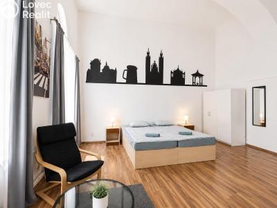 Rent hotel Praha, Seifertova č. 4