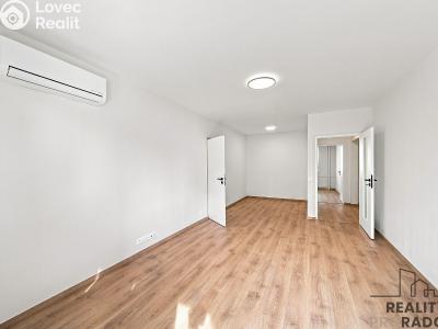Sale apartment 3+1 Hodonín, Cihlářská čtvrť č. 9