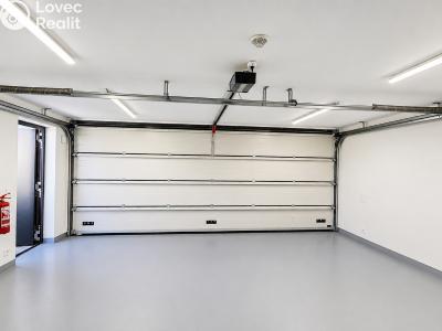 Pronájem rodinného domu Praha 5, Karáskova č. 28