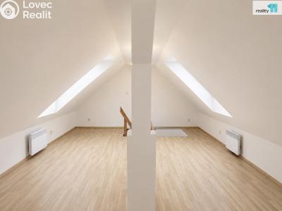 Продаж квартири 3+KK Praha 9, Českobrodská č. 4