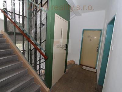 Rent apartment 2+1 Praha, Poděbradská č. 10