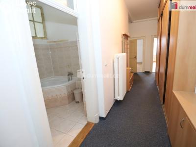 Аренда квартиры 4+1 Karlovy Vary, Moskevská č. 21
