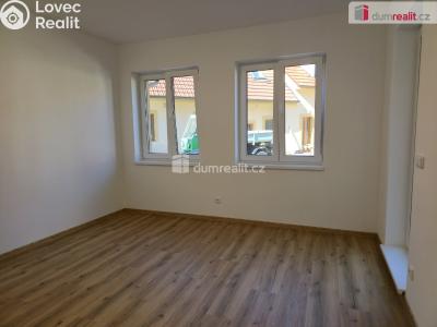 Rent apartment 3+KK Straky č. 9