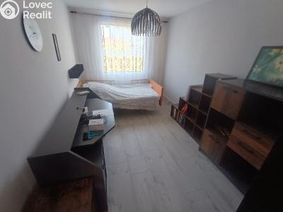 Продаж квартири 3+1 Spálené Poříčí, Zámecká č. 10