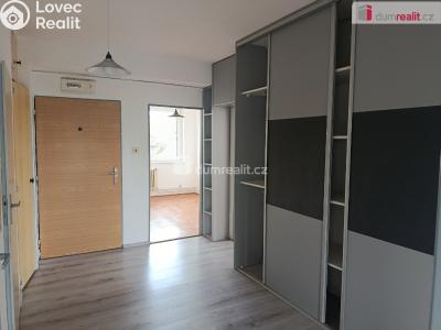 Rent apartment 4+1 Zbuzany, V Zahradě č. 17