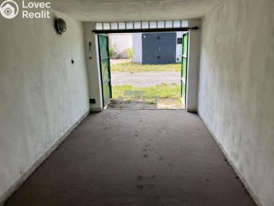 Sale garage Ostrava, Koněvova č. 2