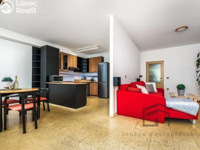 Аренда квартиры 3+KK Praha, náměstí Plukovníka Vlčka č. 2
