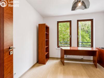 Аренда квартиры 3+1 Praha, Lovčenská č. 16