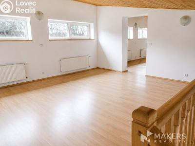 Rent atypical apartment Tuchoměřice, V Kněžívce č. 6