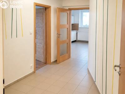 Rent apartment 3+KK Tuchoměřice, V Kněžívce č. 7