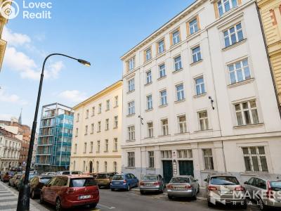 Аренда квартиры 1+1 Praha, Hálkova č. 10