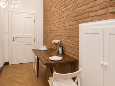 Аренда квартиры 1+1 Praha, Hálkova č. 15