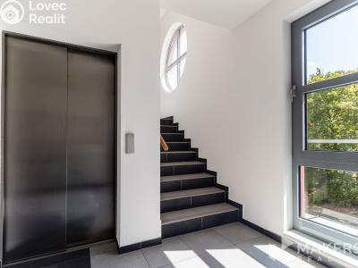 Аренда квартиры 3+KK Praha, U Dívčích hradů č. 18
