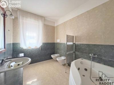 Продаж квартири 4+1 Via Filippo Turati,Silvi, č. 16