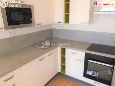 Аренда квартиры 2+KK Praha 18, Hlučkova č. 3