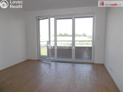 Аренда квартиры 2+KK Praha 18, Hlučkova č. 10