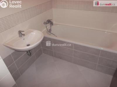 Аренда квартиры 2+KK Praha 18, Hlučkova č. 12