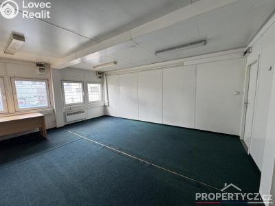 Продаж комерційної нерухомості Praha, K Žižkovu č. 16