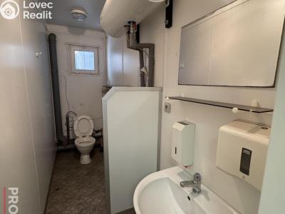 Продаж комерційної нерухомості Praha, K Žižkovu č. 21