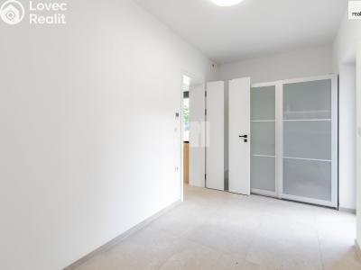 Pronájem rodinného domu Praha-Benice č. 24