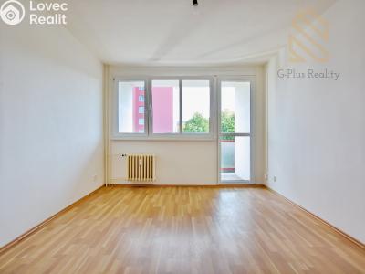 Rent apartment 2+1 Louny, Jana Švermy 2054 č. 3