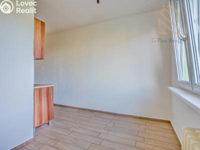Rent apartment 2+1 Louny, Jana Švermy 2054 č. 12