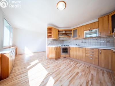 Продаж квартири 4+KK Pardubice, K Polabinám č. 17