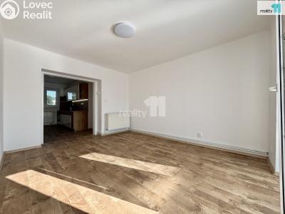 Rent apartment 2+1 Nový Bor, Sklářská č. 3