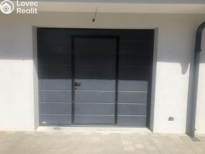 Sale garage Hulín, Záhlinická 568 č. 1