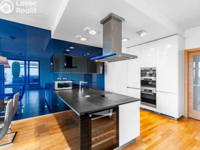 Аренда квартиры 3+KK Praha, Korunní č. 11
