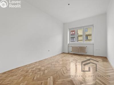 Продаж квартири 3+1 Praha, Biskupcova č. 4